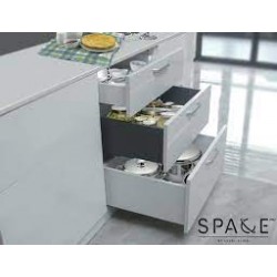 Zásuvka LEVEL BOX-SPACE PRO 167mm